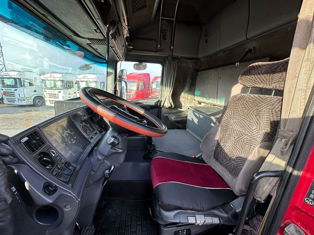 יחידת טרקטור Scania R124: תמונה 8