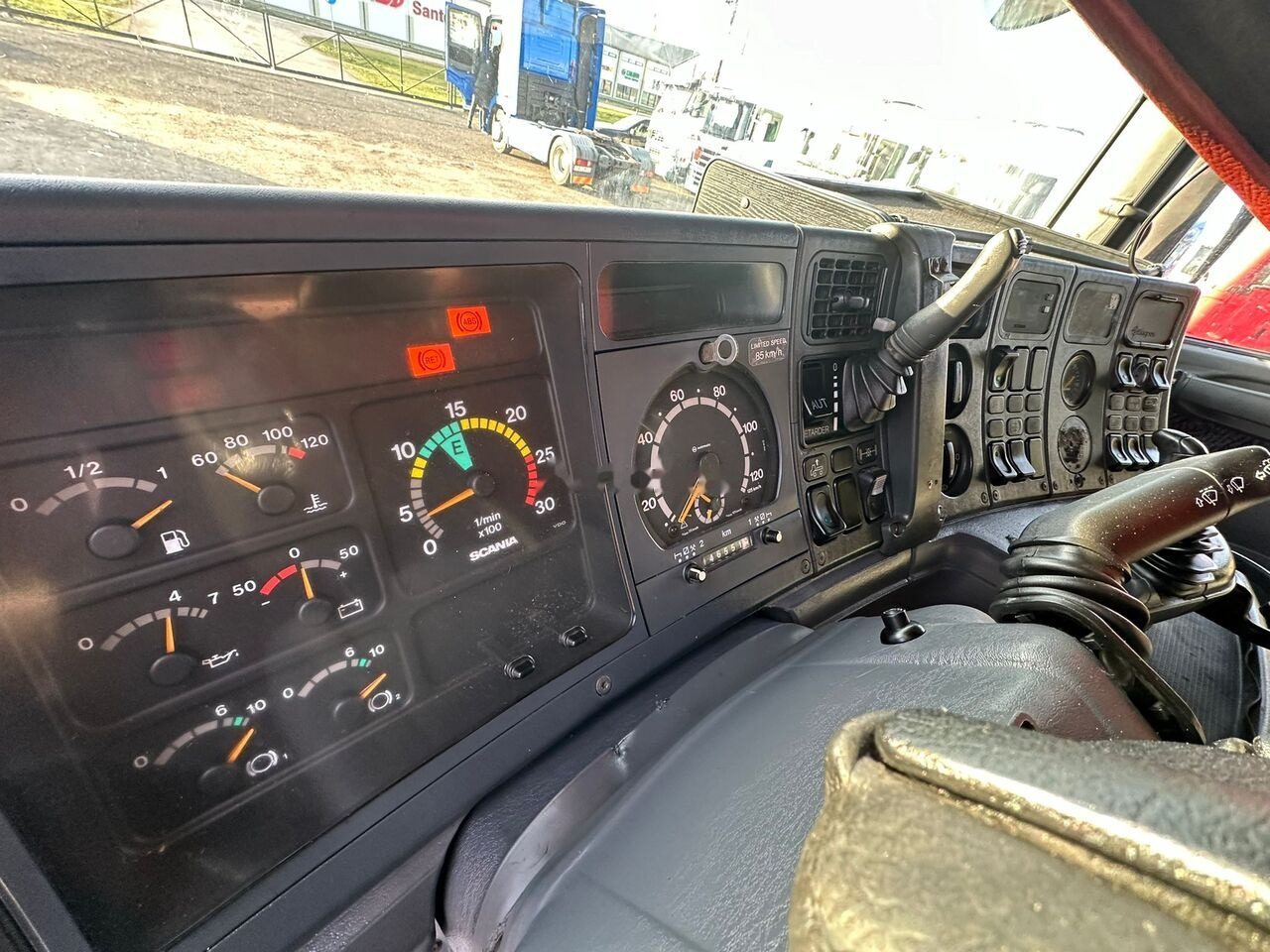 יחידת טרקטור Scania R124: תמונה 10