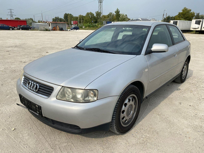 Audi A3 1,6 i - personal car - האצ'בק: תמונה 2 Audi A3 1,6 i - personal car - האצ'בק: תמונה 2