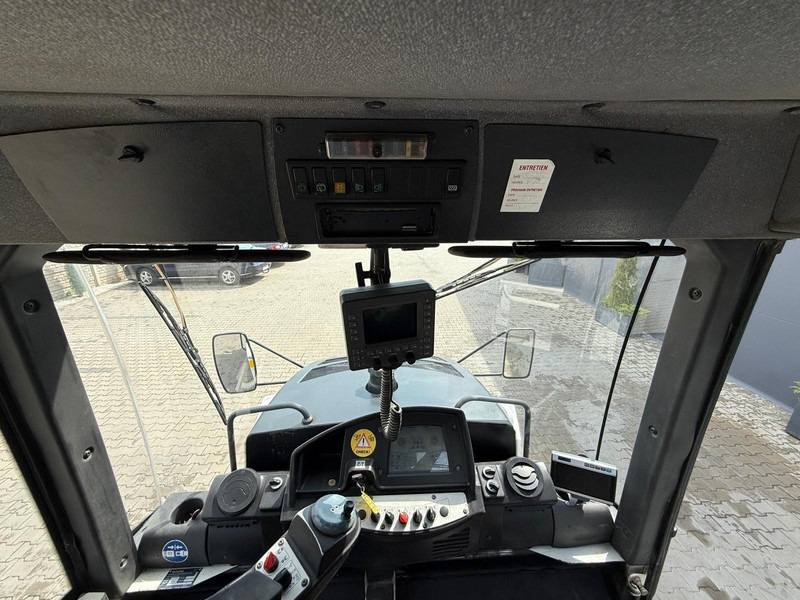 רולר Bomag Walec wibracyjny BOMAG BW 174 AP - AM // Klimatyzacja: תמונה 7