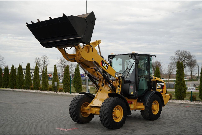 Caterpillar 906M / ŁADOWARKA KOŁOWA / 2019 ROK / ŁYŻKA SZCZĘKOWA / - מעמיס גלגלים: תמונה 1 Caterpillar 906M / ŁADOWARKA KOŁOWA / 2019 ROK / ŁYŻKA SZCZĘKOWA / - מעמיס גלגלים: תמונה 1