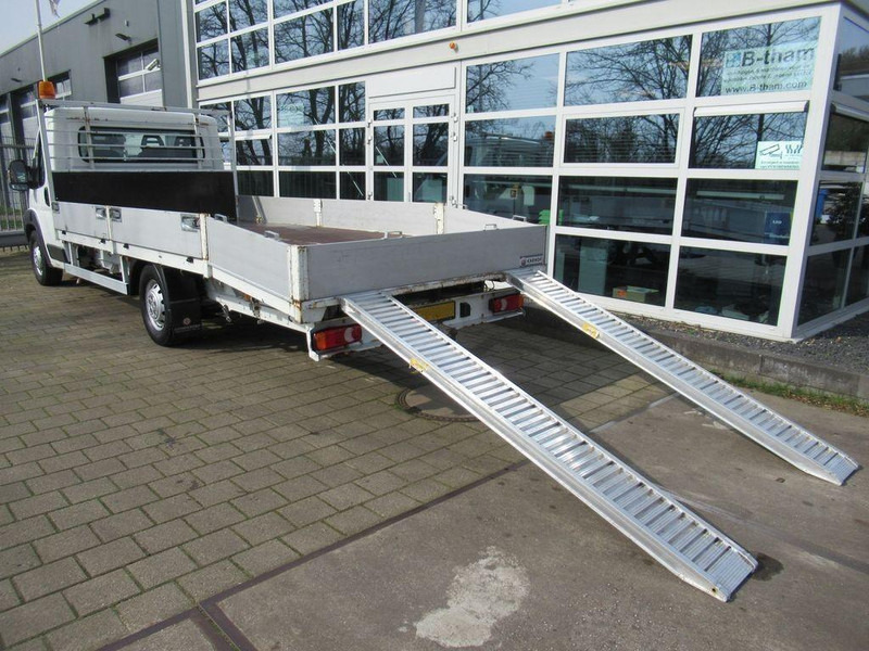 Citroën 35 2.2 L5H1 Car transporter <3,5t - משאית הובלה אוטומטית: תמונה 3 Citroën 35 2.2 L5H1 Car transporter <3,5t - משאית הובלה אוטומטית: תמונה 3