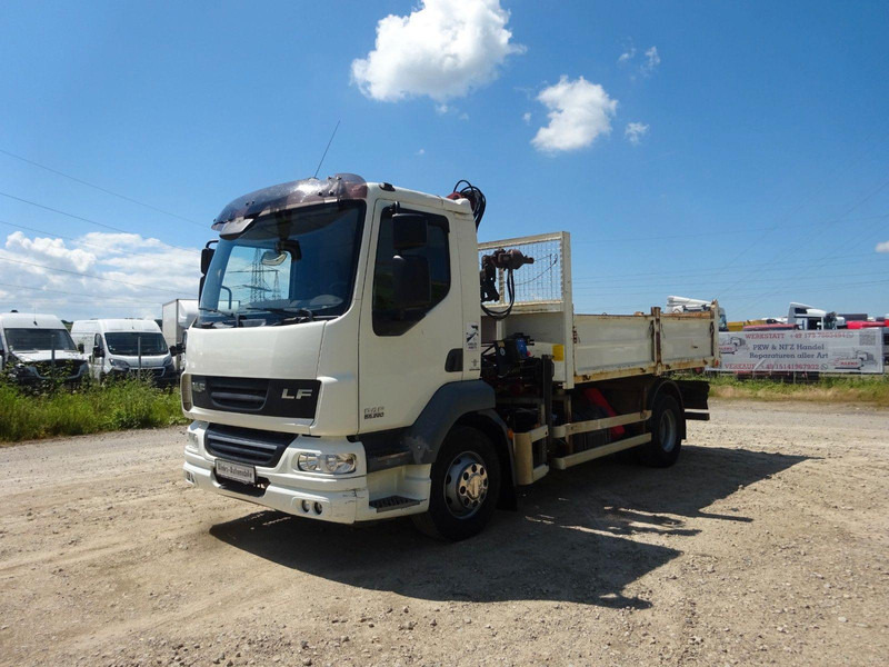 DAF 55.220 KRAN/KIPPER/KLIM A - משאית צד נופל/ שטוחה, משאית מנוף: תמונה 1 DAF 55.220 KRAN/KIPPER/KLIM A - משאית צד נופל/ שטוחה, משאית מנוף: תמונה 1