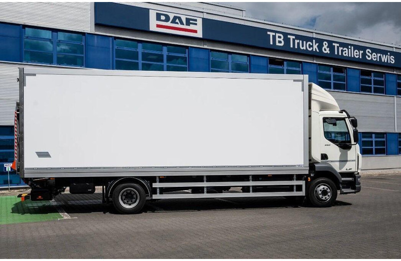 DAF LF 260 Koffer + Tail Lift - משאית תיבה: תמונה 4 DAF LF 260 Koffer + Tail Lift - משאית תיבה: תמונה 4