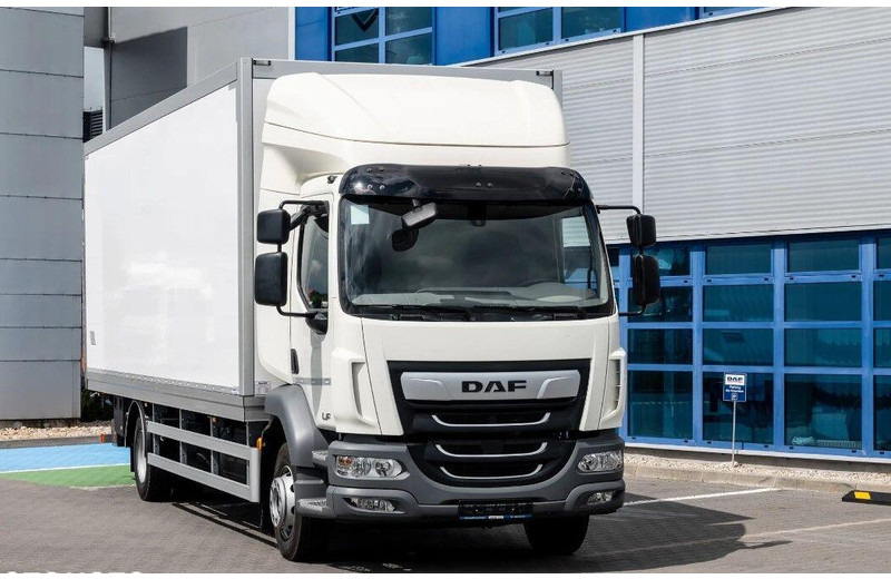 DAF LF 260 Koffer + Tail Lift - משאית תיבה: תמונה 2 DAF LF 260 Koffer + Tail Lift - משאית תיבה: תמונה 2