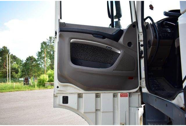 משאית צד נופל/ שטוחה, משאית מנוף DAF XF 105.410: תמונה 12 משאית צד נופל/ שטוחה, משאית מנוף DAF XF 105.410: תמונה 12