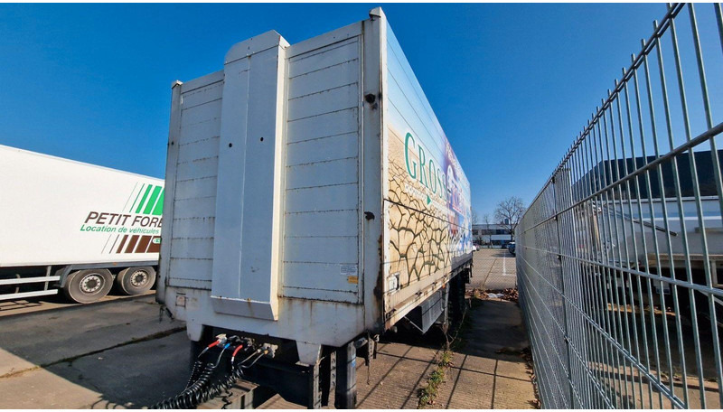 Dinkel DTAKWLW 18000 - סמיטריילר בתיבה סגורה: תמונה 3 Dinkel DTAKWLW 18000 - סמיטריילר בתיבה סגורה: תמונה 3