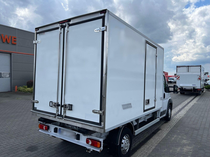 Fiat Ducato Kontener Chłodnia/Mroźnia 3x Drzwi 230V Salon PL - כלי רכב מסחרי לקירור: תמונה 4 Fiat Ducato Kontener Chłodnia/Mroźnia 3x Drzwi 230V Salon PL - כלי רכב מסחרי לקירור: תמונה 4