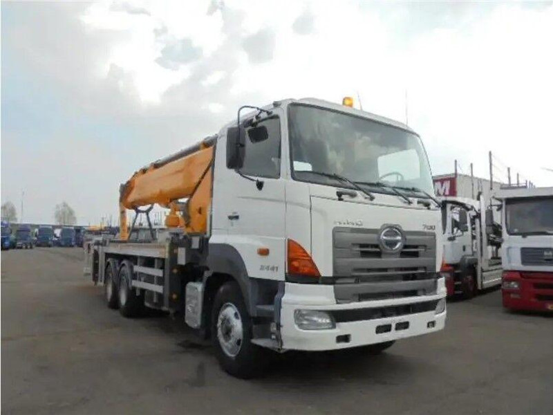 Hino 700 3441 6X4 Emelőkosaras 22,8m - משאית, משאית מנוף: תמונה 5 Hino 700 3441 6X4 Emelőkosaras 22,8m - משאית, משאית מנוף: תמונה 5