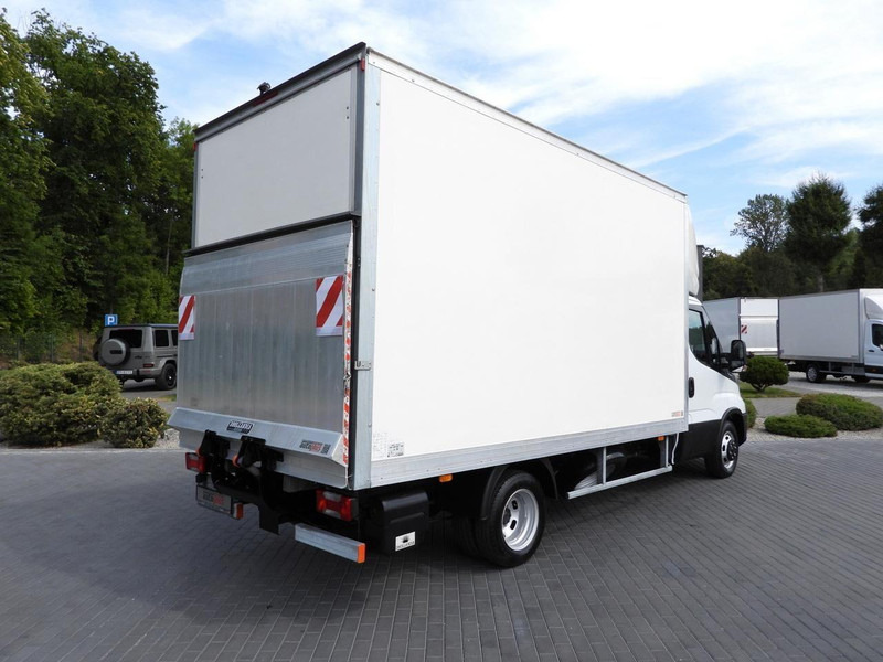 Iveco DAILY 35C16 KONTENER WINDA 8 PALET TEMPOMAT AUTOMAT HI-MATIC BLI - כלי רכב מסחרי עם תיבה: תמונה 3 Iveco DAILY 35C16 KONTENER WINDA 8 PALET TEMPOMAT AUTOMAT HI-MATIC BLI - כלי רכב מסחרי עם תיבה: תמונה 3