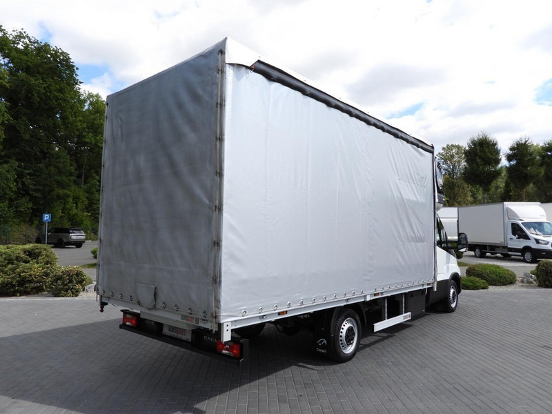 Iveco DAILY 35S18 PLANDEKA 10 PALET WEBASTO TEMPOMAT NAWIGACJA LEDY KL - כלי רכב מסחרי עם וילונות צד: תמונה 3 Iveco DAILY 35S18 PLANDEKA 10 PALET WEBASTO TEMPOMAT NAWIGACJA LEDY KL - כלי רכב מסחרי עם וילונות צד: תמונה 3
