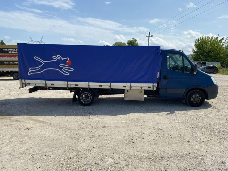 Iveco Daily 35C15 Pritsche + Plane -3,5t - כלי רכב מסחרי עם וילונות צד: תמונה 4 Iveco Daily 35C15 Pritsche + Plane -3,5t - כלי רכב מסחרי עם וילונות צד: תמונה 4