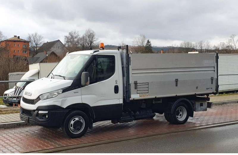 Iveco Daily 35c-14 3 way tipper BENZIN - כלי רכב מסחרי מזהיר: תמונה 2 Iveco Daily 35c-14 3 way tipper BENZIN - כלי רכב מסחרי מזהיר: תמונה 2