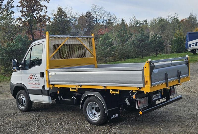 Iveco Daily 35c-15 3 way tipper - כלי רכב מסחרי מזהיר: תמונה 2 Iveco Daily 35c-15 3 way tipper - כלי רכב מסחרי מזהיר: תמונה 2