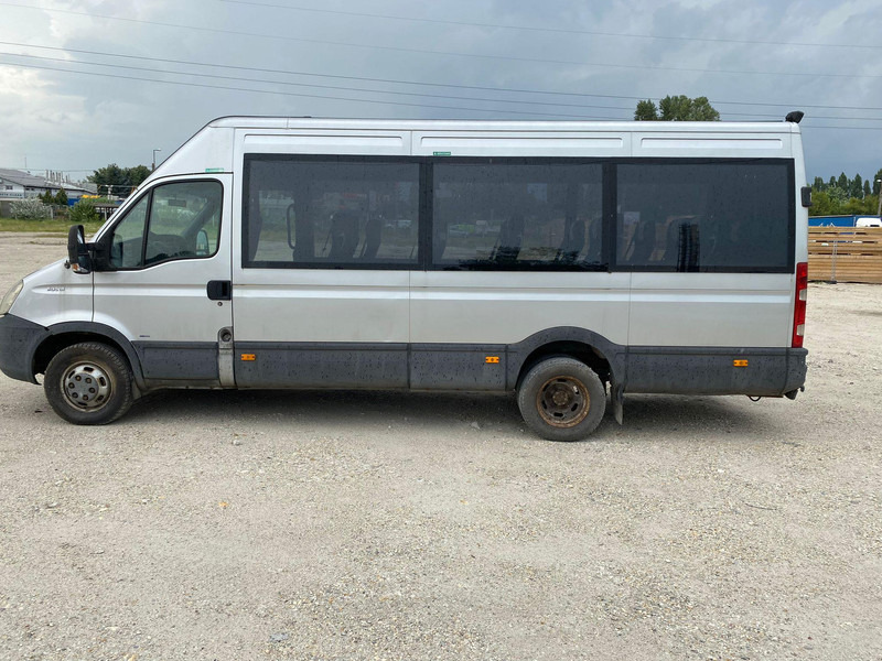 Iveco Daily 50 C 18 - 20 personal minibus - מיניבוס, כלי רכב מסחרי לנוסעים: תמונה 3 Iveco Daily 50 C 18 - 20 personal minibus - מיניבוס, כלי רכב מסחרי לנוסעים: תמונה 3