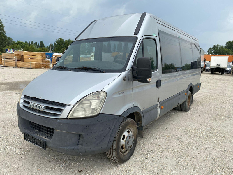 Iveco Daily 50 C 18 - 20 personal minibus - מיניבוס, כלי רכב מסחרי לנוסעים: תמונה 1 Iveco Daily 50 C 18 - 20 personal minibus - מיניבוס, כלי רכב מסחרי לנוסעים: תמונה 1