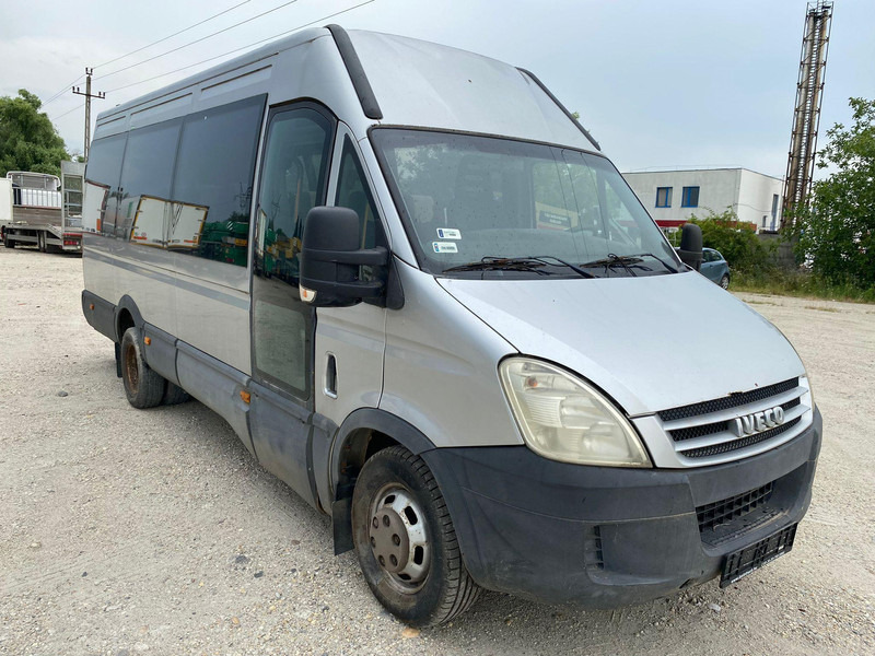 Iveco Daily 50 C 18 - 20 personal minibus - מיניבוס, כלי רכב מסחרי לנוסעים: תמונה 2 Iveco Daily 50 C 18 - 20 personal minibus - מיניבוס, כלי רכב מסחרי לנוסעים: תמונה 2
