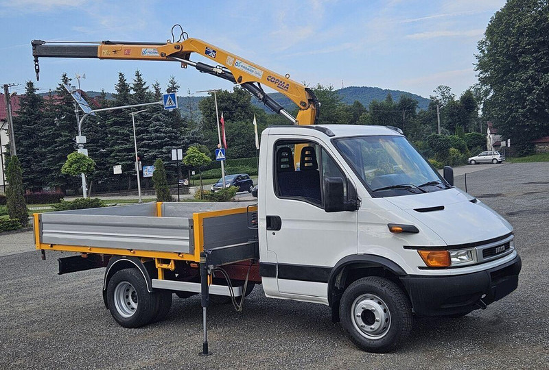 Iveco Daily 65c-15 Flatbed + crane Copma - משאית צד נופל/ שטוחה, משאית מנוף: תמונה 3 Iveco Daily 65c-15 Flatbed + crane Copma - משאית צד נופל/ שטוחה, משאית מנוף: תמונה 3