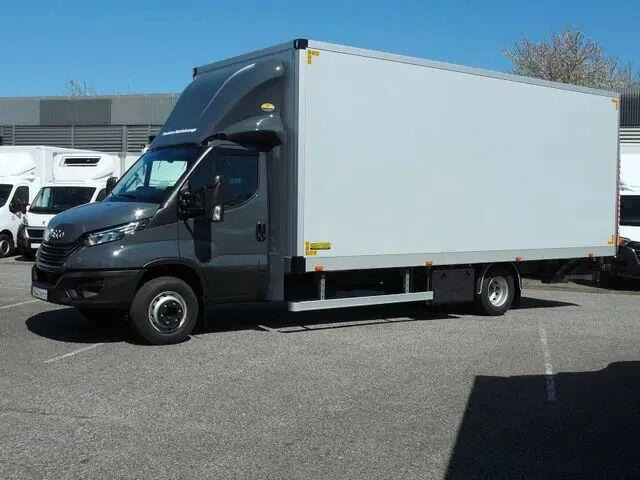 Iveco Daily 70C18 - Koffer+tail lift - משאית תיבה: תמונה 1 Iveco Daily 70C18 - Koffer+tail lift - משאית תיבה: תמונה 1