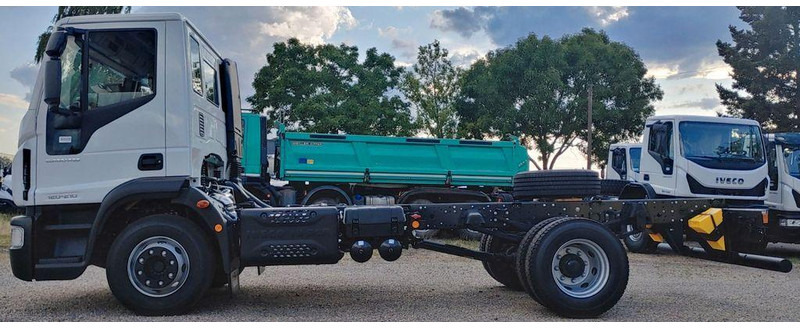 Iveco Eurocargo ML120E21 - משאית עם שלדת תא: תמונה 4 Iveco Eurocargo ML120E21 - משאית עם שלדת תא: תמונה 4
