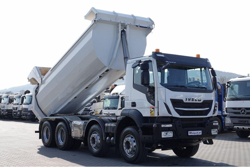 Iveco STRALIS X-WAY 480 / 8x4 / WYWROTKA TYLNOZSYP + HYDROKLAPA / OPON - מזהיר: תמונה 4 Iveco STRALIS X-WAY 480 / 8x4 / WYWROTKA TYLNOZSYP + HYDROKLAPA / OPON - מזהיר: תמונה 4