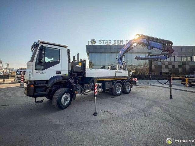 Iveco TRAKKER 450 6x6 PM41S FLY JIB Crane Kipper - משאית צד נופל/ שטוחה, משאית מנוף: תמונה 2 Iveco TRAKKER 450 6x6 PM41S FLY JIB Crane Kipper - משאית צד נופל/ שטוחה, משאית מנוף: תמונה 2