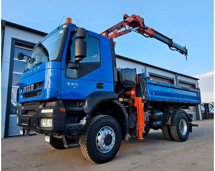 Iveco Trakker 190T33 4x4 M Tipper + Crane Atlas 120.2E - מזהיר, משאית מנוף: תמונה 3 Iveco Trakker 190T33 4x4 M Tipper + Crane Atlas 120.2E - מזהיר, משאית מנוף: תמונה 3