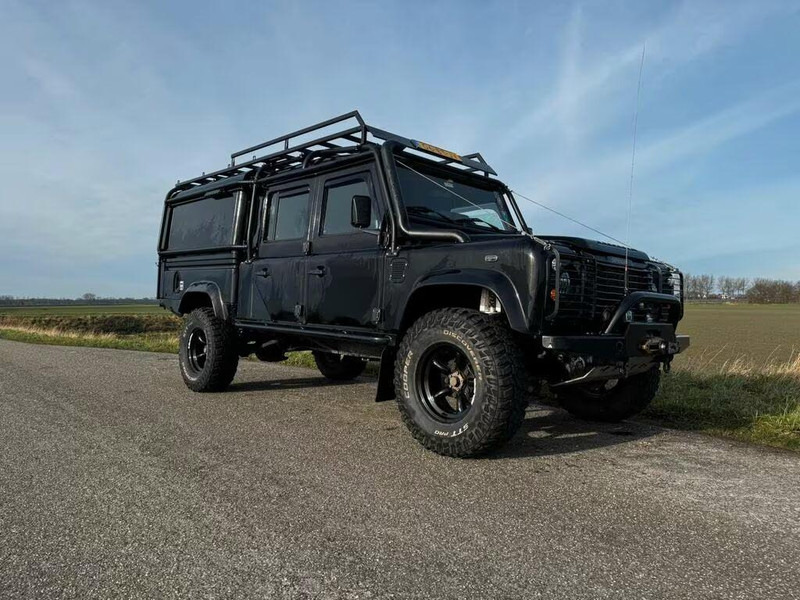 Land Rover Defender 130 - Off road 4x4 - SUV: תמונה 2 Land Rover Defender 130 - Off road 4x4 - SUV: תמונה 2