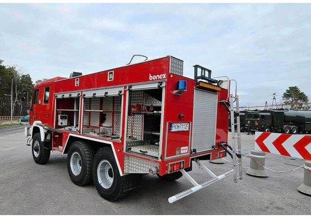 MAN 6x6 STAR Firetruck Feuerwehr - משאית אש: תמונה 5 MAN 6x6 STAR Firetruck Feuerwehr - משאית אש: תמונה 5