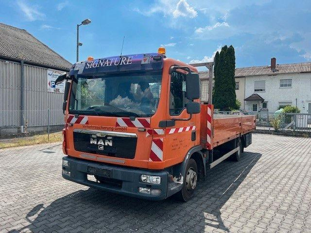 MAN 8.180 TGL Klima , Luftfederung - משאית צד נופל/ שטוחה, משאית מנוף: תמונה 3 MAN 8.180 TGL Klima , Luftfederung - משאית צד נופל/ שטוחה, משאית מנוף: תמונה 3