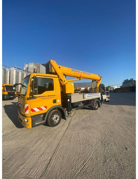 MAN Lifting basket - Ruthmann T330 33 m - פלטפורמה אווירית מותקנת על משאית, משאית מנוף: תמונה 4 MAN Lifting basket - Ruthmann T330 33 m - פלטפורמה אווירית מותקנת על משאית, משאית מנוף: תמונה 4