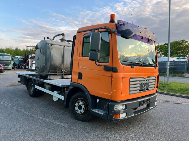 MAN TGL 8.180 Vacuum truck / Toilet Cleaner - משאית ואקום: תמונה 2 MAN TGL 8.180 Vacuum truck / Toilet Cleaner - משאית ואקום: תמונה 2