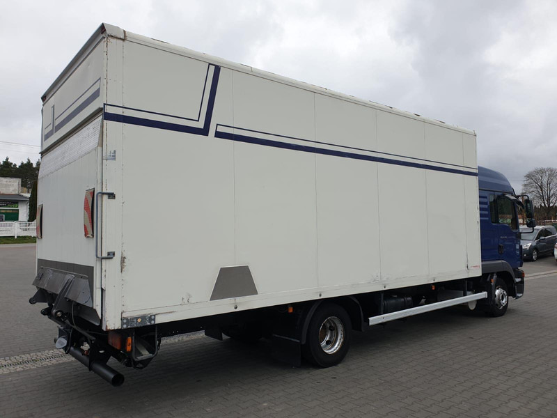 MAN TGL 8.220 EURO 5 CONTAINER+LIFT - משאית תיבה: תמונה 4 MAN TGL 8.220 EURO 5 CONTAINER+LIFT - משאית תיבה: תמונה 4
