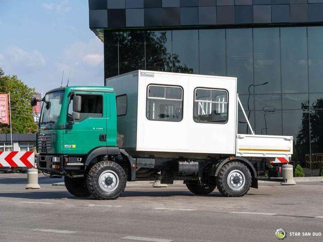MAN TGM 13.240 4x4 BL Double Cab Camper BUS - משאית עם שלדת תא, משאית מנוף: תמונה 4 MAN TGM 13.240 4x4 BL Double Cab Camper BUS - משאית עם שלדת תא, משאית מנוף: תמונה 4