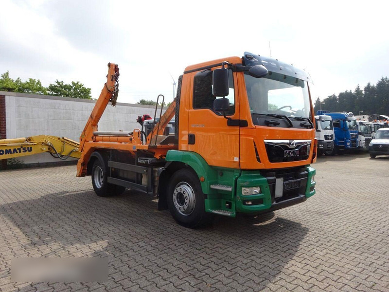 MAN TGM 18.340 Skip loader - משאית דילוג העמסה: תמונה 5 MAN TGM 18.340 Skip loader - משאית דילוג העמסה: תמונה 5
