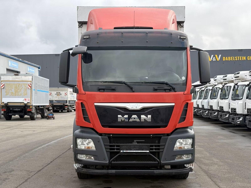 MAN TGS 26.440 - Animal transporter - משאית להובלת בעלי חיים: תמונה 5 MAN TGS 26.440 - Animal transporter - משאית להובלת בעלי חיים: תמונה 5