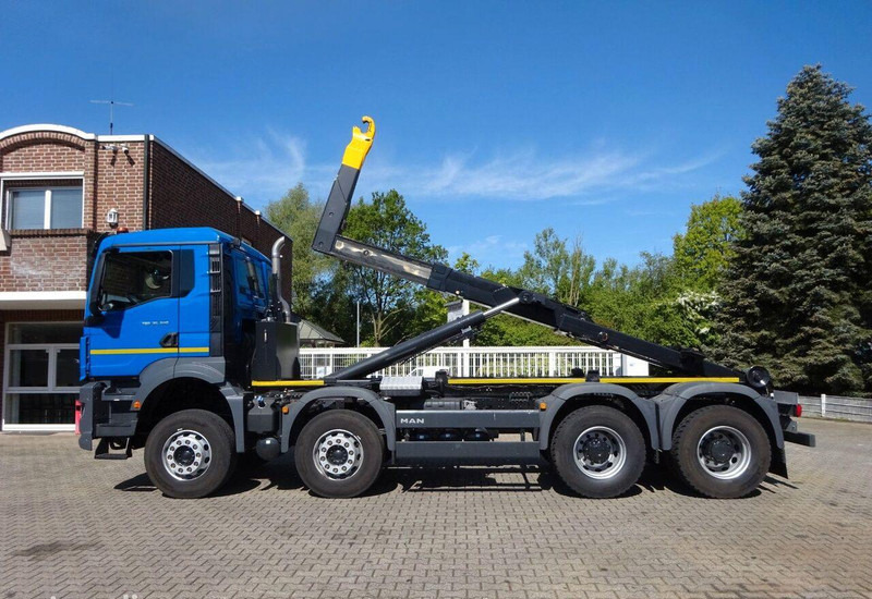 MAN TGS 35.510 Hook lift truck 8x4 - משאית הרמת וו: תמונה 4 MAN TGS 35.510 Hook lift truck 8x4 - משאית הרמת וו: תמונה 4