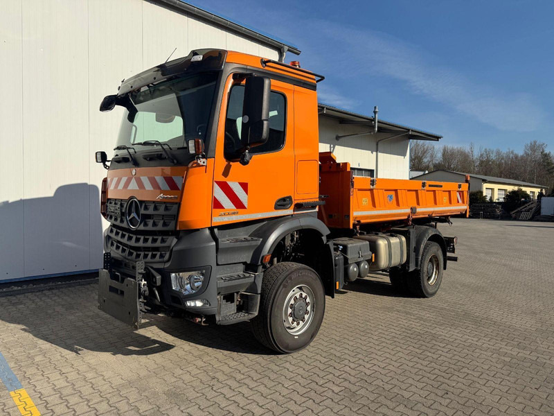 Mercedes-Benz 2036 AK 4x4 3-Way Meiller Tipper Crane HIAB XS088BS-2HiDuo - מזהיר, משאית מנוף: תמונה 1 Mercedes-Benz 2036 AK 4x4 3-Way Meiller Tipper Crane HIAB XS088BS-2HiDuo - מזהיר, משאית מנוף: תמונה 1