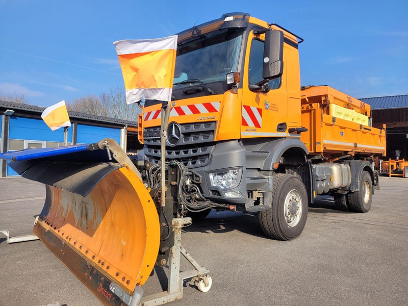 Mercedes-Benz 2036 AK 4x4 3-Way Meiller Tipper Crane HIAB XS088BS-2HiDuo - מזהיר, משאית מנוף: תמונה 3 Mercedes-Benz 2036 AK 4x4 3-Way Meiller Tipper Crane HIAB XS088BS-2HiDuo - מזהיר, משאית מנוף: תמונה 3