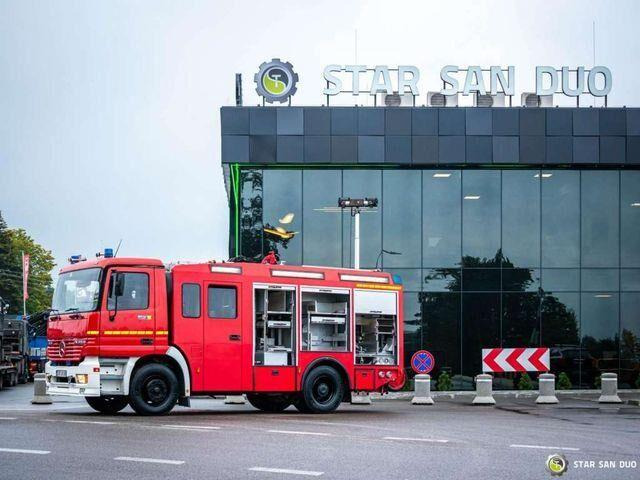 Mercedes-Benz ACTROS 1835 4x2 ZIEGLER FIRE BRIGADE - משאית אש: תמונה 4 Mercedes-Benz ACTROS 1835 4x2 ZIEGLER FIRE BRIGADE - משאית אש: תמונה 4