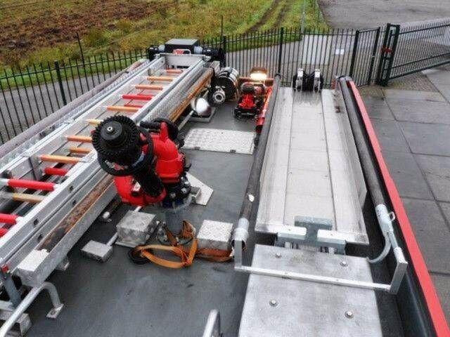 הַחכָּרָה Mercedes-Benz ACTROS 1835 Feuerwehr 2080 L Fire Unit !! Mercedes-Benz ACTROS 1835 Feuerwehr 2080 L Fire Unit !!: תמונה 11