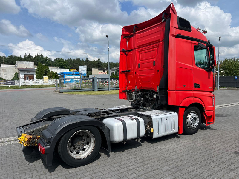 Mercedes-Benz ACTROS 1845 MP4 1.HAND RETARDER XENON LOW DECK - יחידת טרקטור: תמונה 4 Mercedes-Benz ACTROS 1845 MP4 1.HAND RETARDER XENON LOW DECK - יחידת טרקטור: תמונה 4
