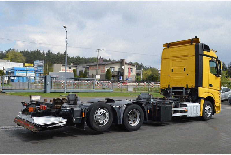 Mercedes-Benz ACTROS 2542 EURO 6 BDF SWAP CHASSIS - משאית עם שלדת תא: תמונה 4 Mercedes-Benz ACTROS 2542 EURO 6 BDF SWAP CHASSIS - משאית עם שלדת תא: תמונה 4