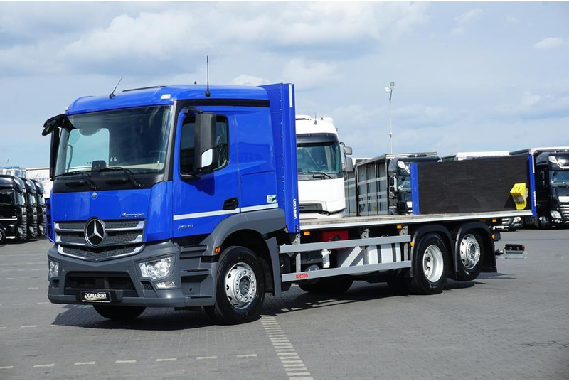 Mercedes-Benz ACTROS / 2543 / ACC / E 6 / PEŁNY ADR / PLATFORMA / ZAWIESIE POD - משאית צד נופל/ שטוחה: תמונה 2 Mercedes-Benz ACTROS / 2543 / ACC / E 6 / PEŁNY ADR / PLATFORMA / ZAWIESIE POD - משאית צד נופל/ שטוחה: תמונה 2