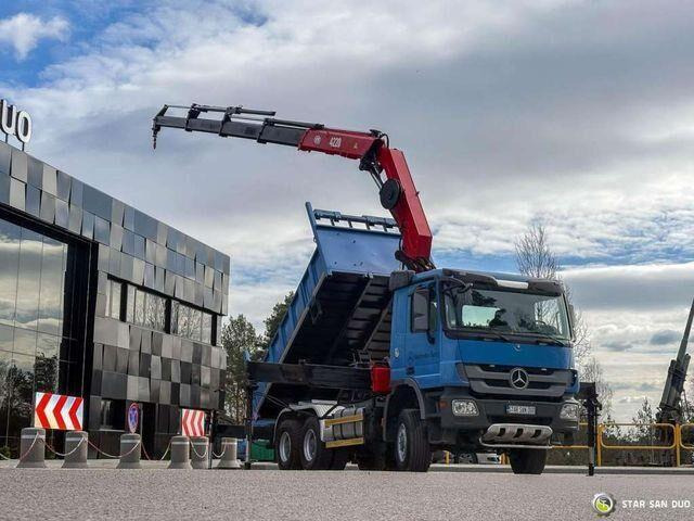 Mercedes-Benz ACTROS 3341 6x6 HMF 4220 K4 CRANE KIPPER - מזהיר, משאית מנוף: תמונה 3 Mercedes-Benz ACTROS 3341 6x6 HMF 4220 K4 CRANE KIPPER - מזהיר, משאית מנוף: תמונה 3