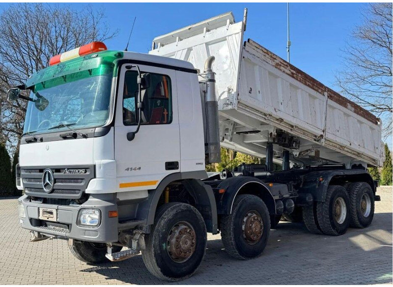 Mercedes-Benz ACTROS 4144 8x8 Tipper - מזהיר: תמונה 4 Mercedes-Benz ACTROS 4144 8x8 Tipper - מזהיר: תמונה 4