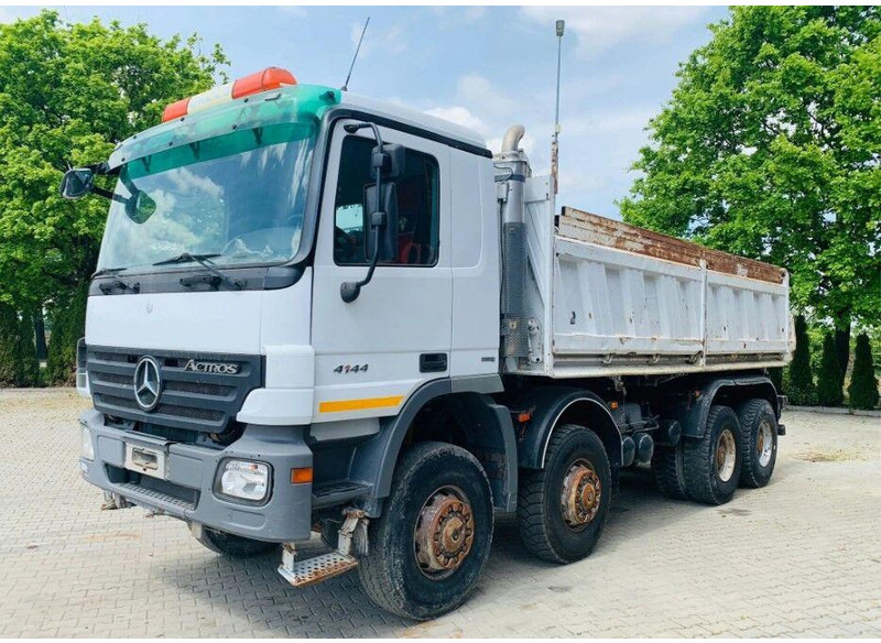 Mercedes-Benz ACTROS 4144 8x8 Tipper - מזהיר: תמונה 3 Mercedes-Benz ACTROS 4144 8x8 Tipper - מזהיר: תמונה 3