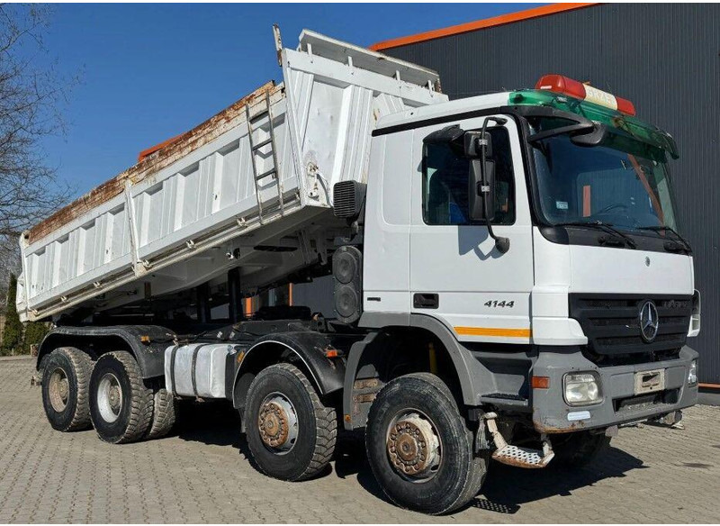 Mercedes-Benz ACTROS 4144 8x8 Tipper - מזהיר: תמונה 5 Mercedes-Benz ACTROS 4144 8x8 Tipper - מזהיר: תמונה 5