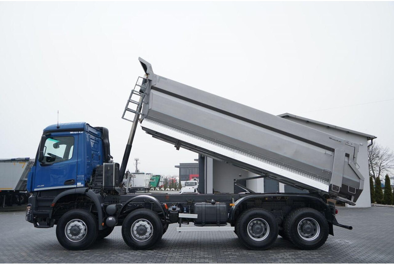 Mercedes-Benz ACTROS 4145 / 8X8 / WYWROTKA TYLNOZSYPOWA / KH-KIPPER 6 M / AUTO - מזהיר: תמונה 2 Mercedes-Benz ACTROS 4145 / 8X8 / WYWROTKA TYLNOZSYPOWA / KH-KIPPER 6 M / AUTO - מזהיר: תמונה 2