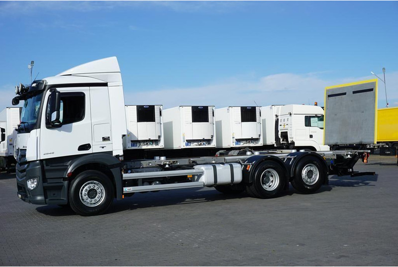 Mercedes-Benz ANTOS / 2545 / ACC / E 6 / BDF + WINDA / 7.15 , 7.45, 7.82 M / O - משאית עם שלדת תא: תמונה 3 Mercedes-Benz ANTOS / 2545 / ACC / E 6 / BDF + WINDA / 7.15 , 7.45, 7.82 M / O - משאית עם שלדת תא: תמונה 3